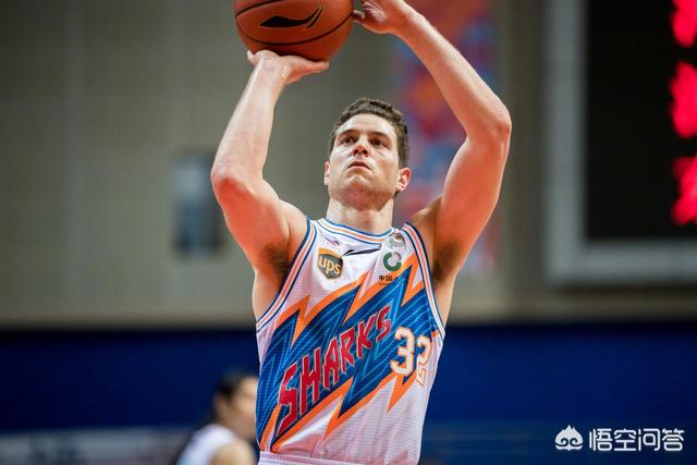 15分！周琦关键罚球率队反超 攻防状态不理想